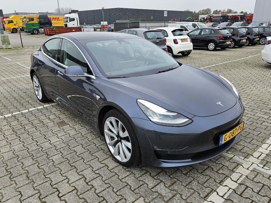 Tesla Model 3 258 kW photo