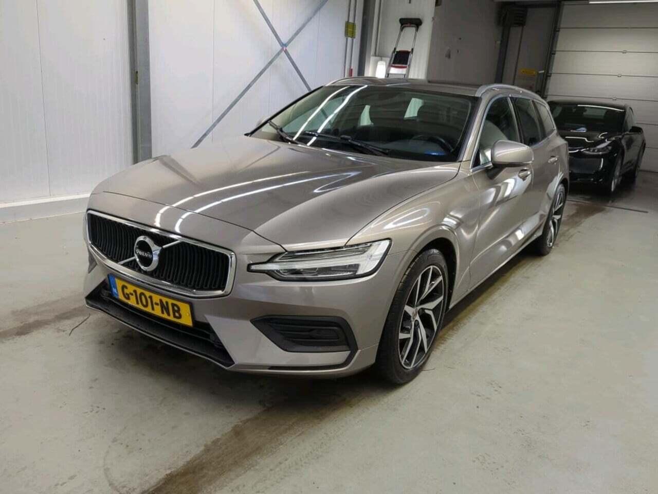 VOLVO V60 2.0 T