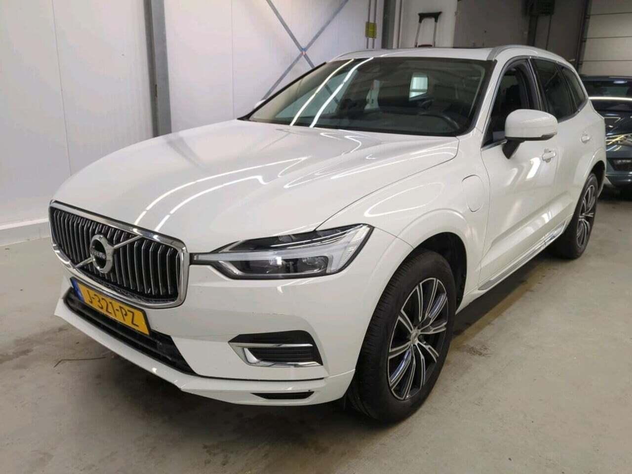 VOLVO XC60 2.0 R