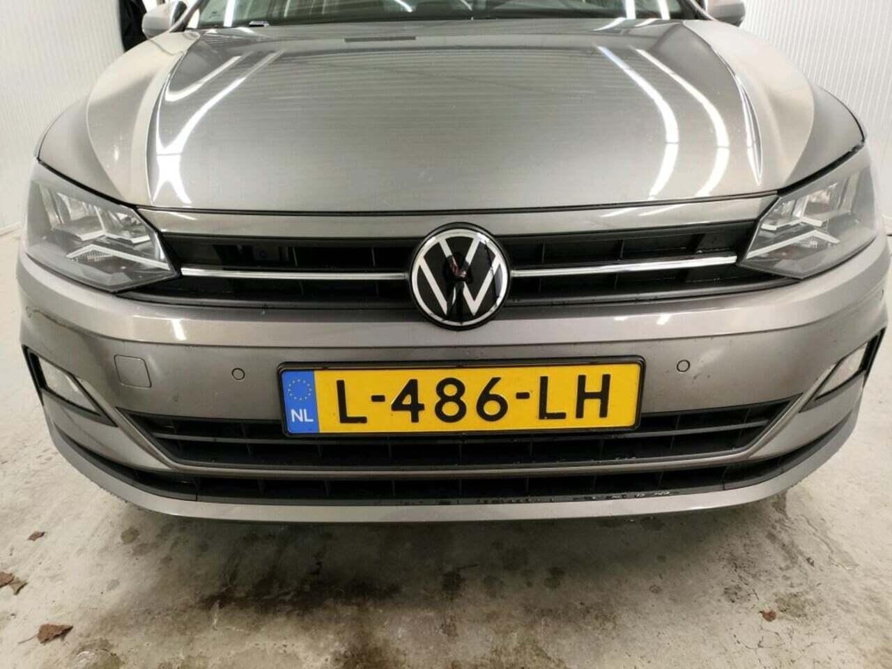 VOLKSWAGEN POLO 1.0 T photo