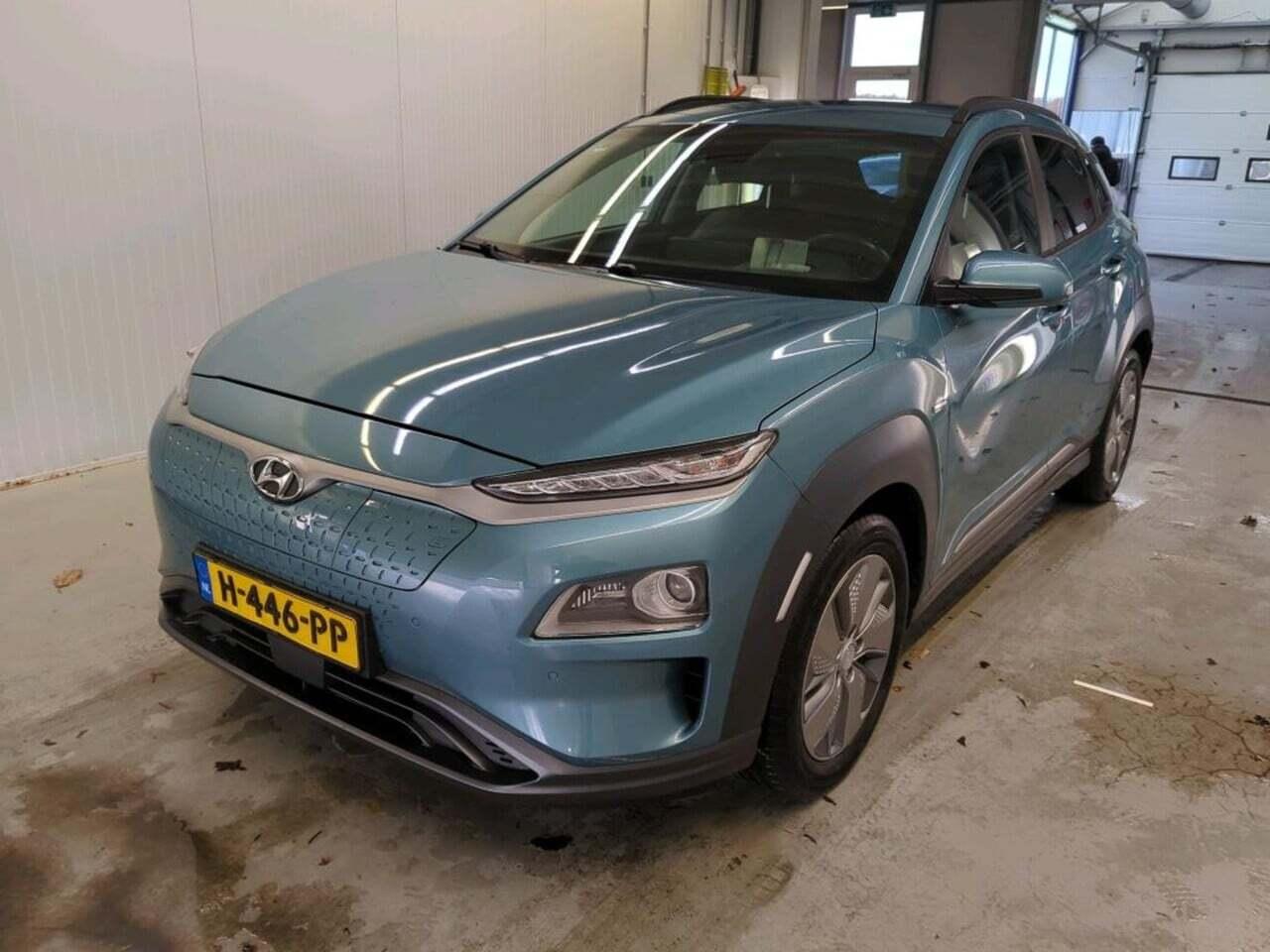 HYUNDAI Kona EV