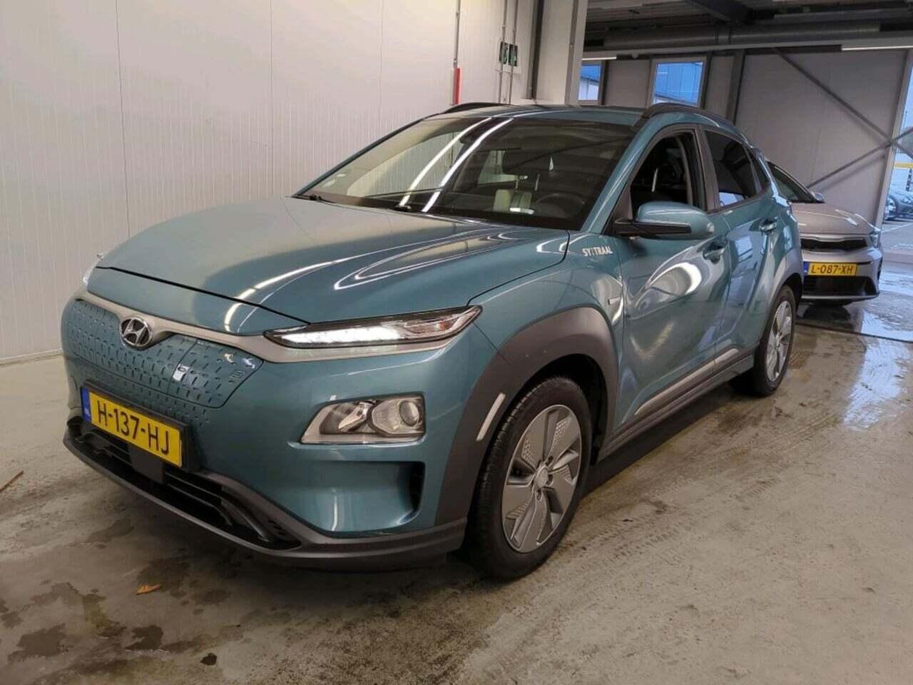 HYUNDAI Kona EV