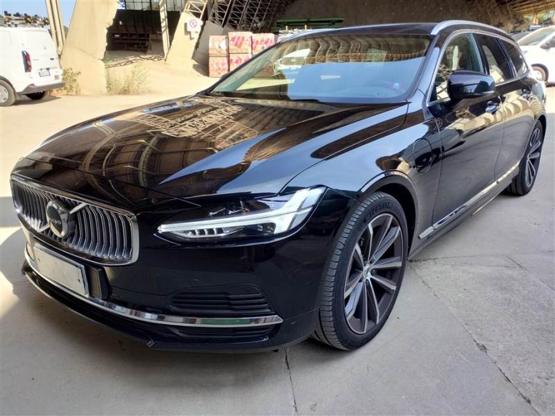 Volvo 42 VOLVO V90 / 2020 / 5P / STATION WAGON T8 AWD AUTOMATICO RECHARGE INSCRIPTION