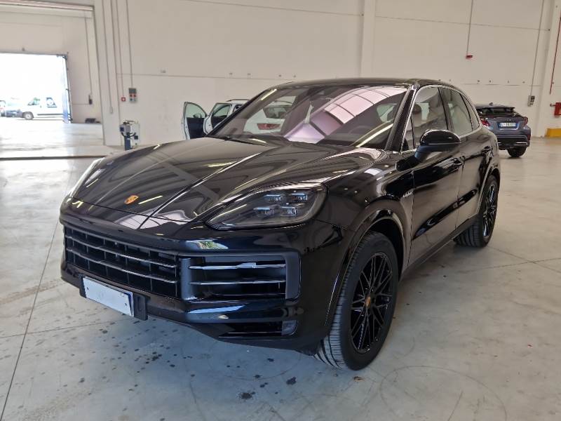 Porsche 2 PORSCHE CAYENNE / 2023 / 5P / SUV 3.0 V6 E-HYBRID