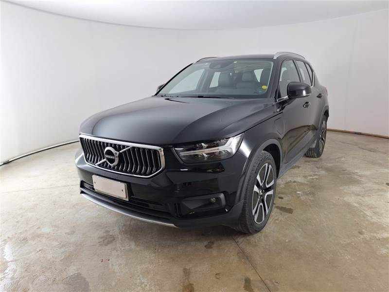 Volvo 218 VOLVO XC40 / 2017 / 5P / SUV T5 PLUG-IN HYBRID AUTO RECHARGE INSCR.