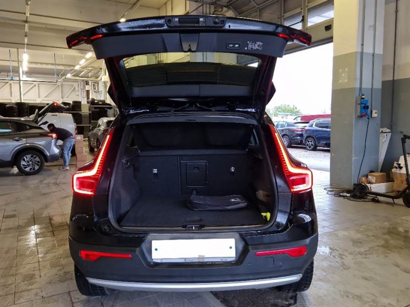 Volvo 218 VOLVO XC40 / 2017 / 5P / SUV T5 PLUG-IN HYBRID AUTO RECHARGE INSCR. photo