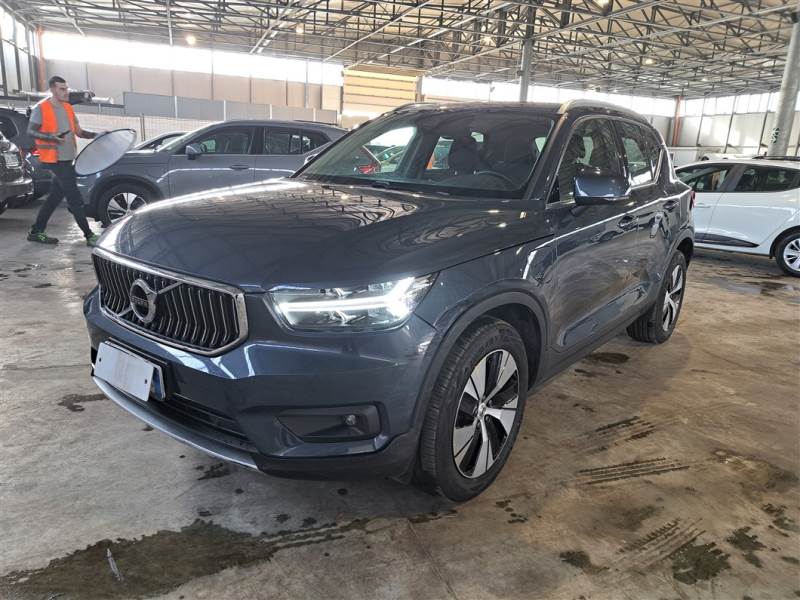 Volvo 191 VOLVO XC40 / 2017 / 5P / SUV T5 PLUG-IN HYBRID RECH INSCRIP EXPR