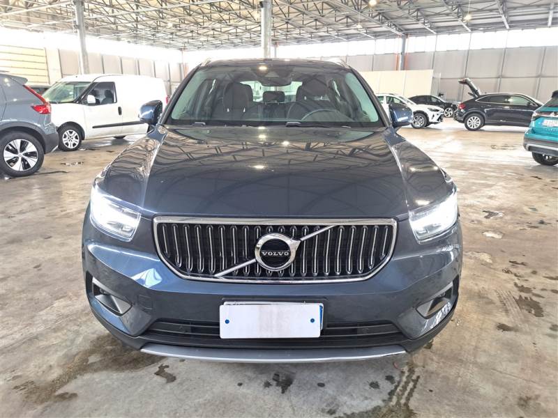 Volvo 191 VOLVO XC40 / 2017 / 5P / SUV T5 PLUG-IN HYBRID RECH INSCRIP EXPR photo