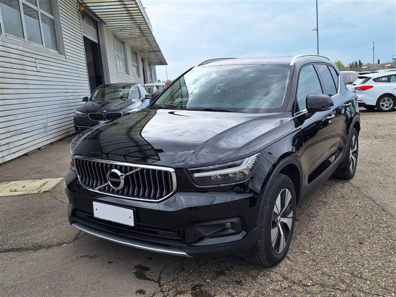 Volvo T4PLUGIN VOLVO XC40 / 2017 / 5P / SUV T4 PLUG-IN HYBRID AUTO RECH INSCRIP EXPR