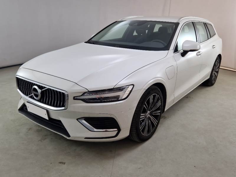 Volvo 75 VOLVO V60 / 2019 / 5P / STATION WAGON T6 PLUG-IN AWD AUTOM.INSCR.EXPR.