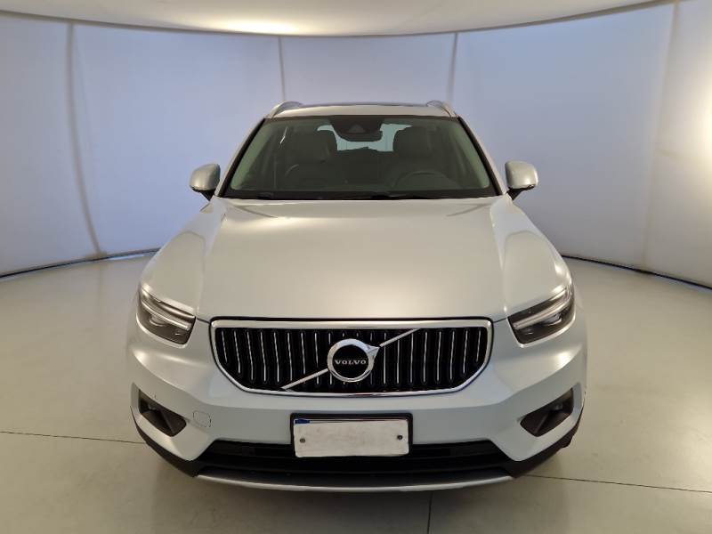 Volvo 228 VOLVO XC40 / 2017 / 5P / SUV T5 PLUG-IN HYBRID AUTO RECH INSCRIP EXPR photo