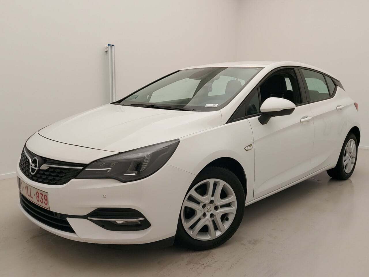 OPEL ASTRA 1.2 TURBO EDITION