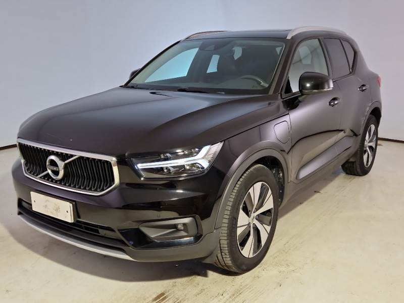 Volvo 65 VOLVO XC40 / 2017 / 5P / SUV T5 TWIN ENGINE GEARTRONIC BUSINESS PLUS