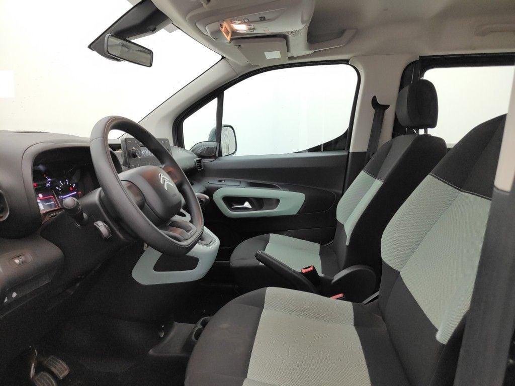 Citroën Berlingo Multispace 1.2 PureTech 110 MAN6 S&S Live M 5d photo