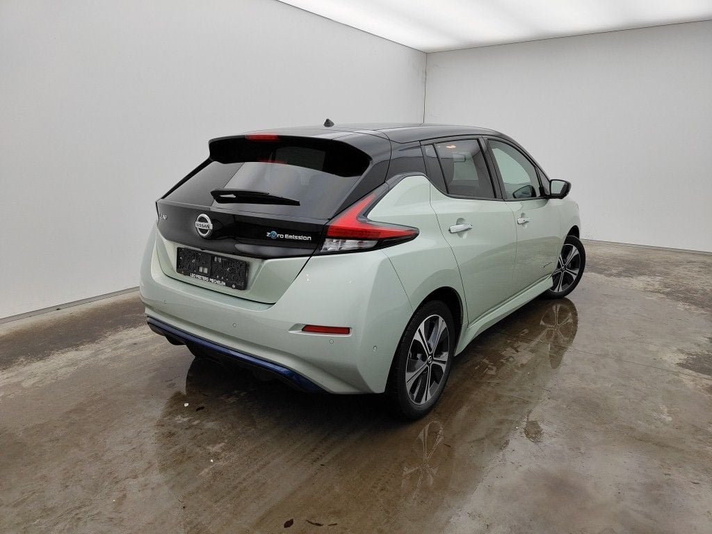 Nissan Leaf Tekna 62kWh 5d photo