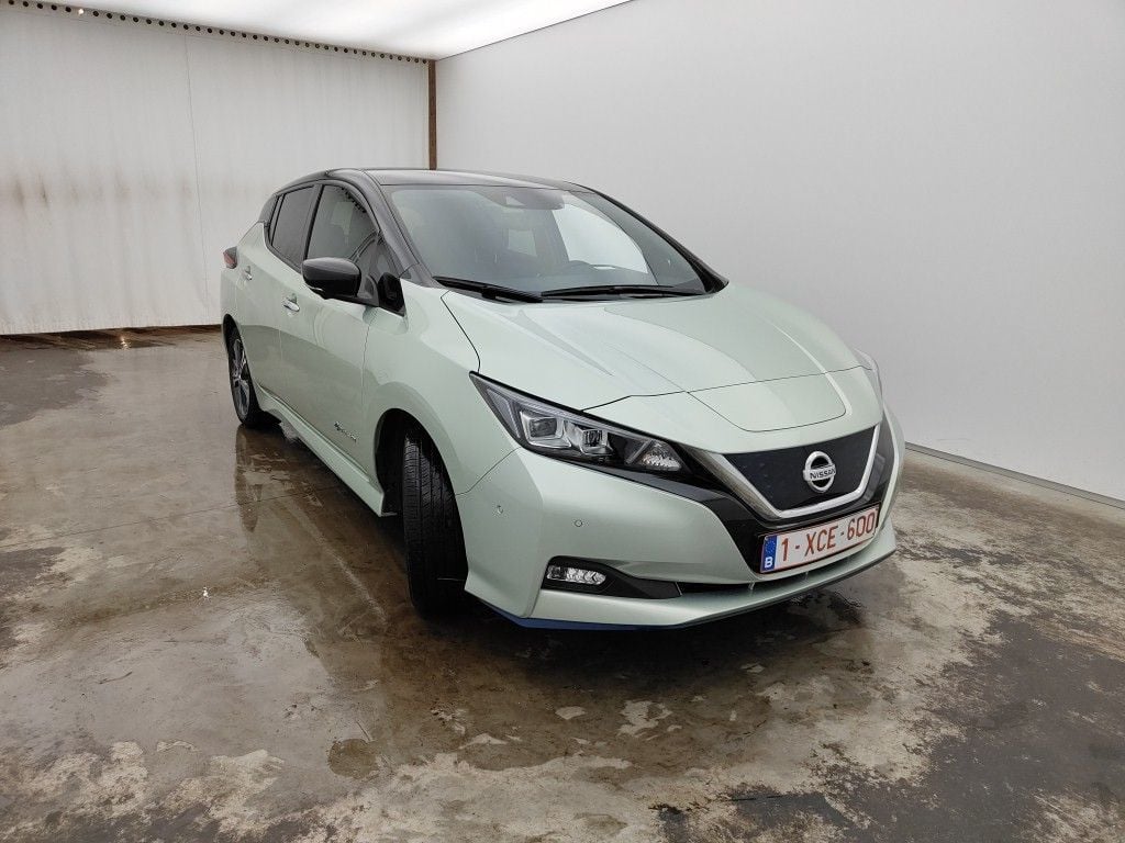 Nissan Leaf Tekna 62kWh 5d photo