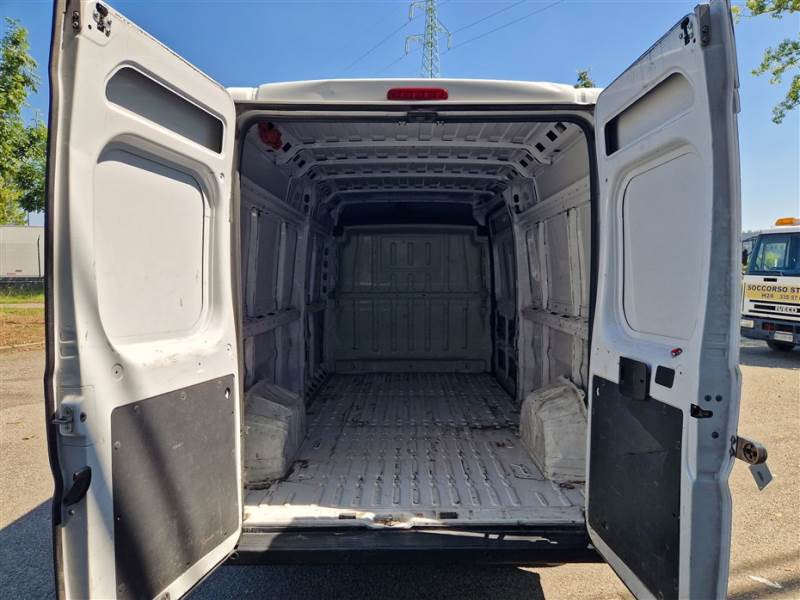 Fiat 222 FIAT DUCATO / 2014 / 4P / FURGONE 35 LH2 2.3 MULTIJET 140CV E6D-TEMP photo