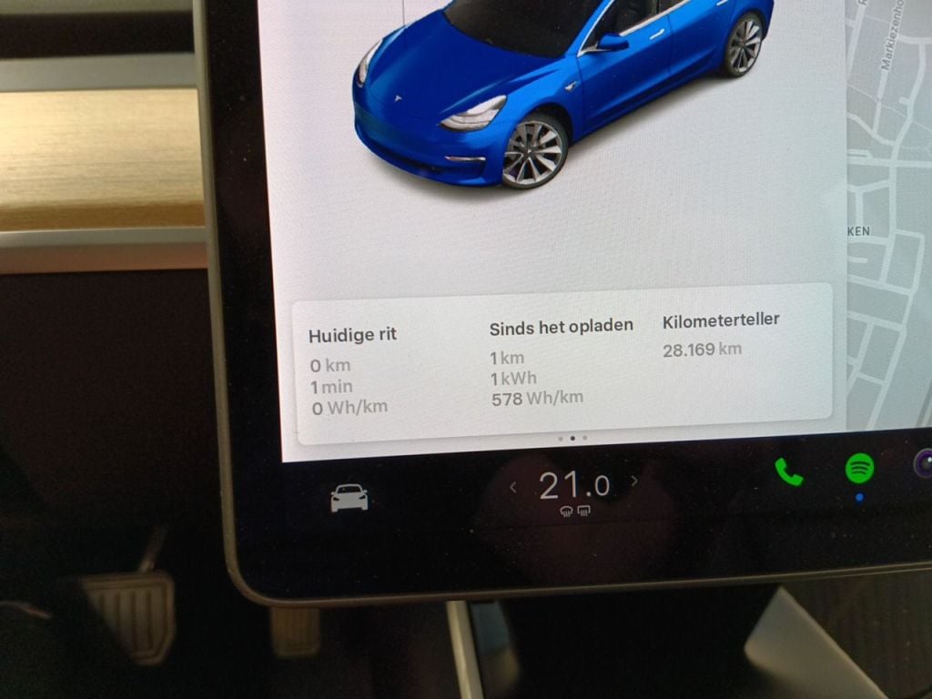 Tesla Model 3 Long-Range Dual Motor AWD 4d photo