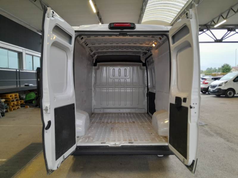 Fiat 290-AG3-9-00 FIAT DUCATO / 2014 / 4P / FURGONE 35 MH2 2.2 MJT3 140CV E6D-FIN photo