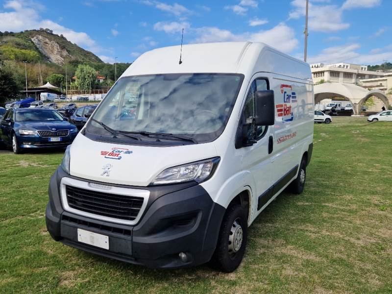 Peugeot 79 PEUGEOT BOXER / 2014 / 4P / FURGONE 335 L2H2 2.0 BLUEHDI 130CV