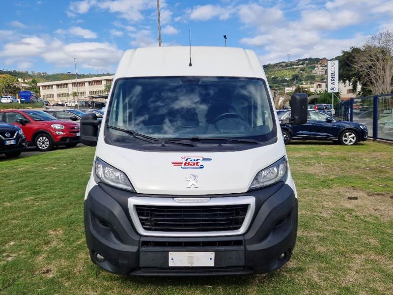 Peugeot 79 PEUGEOT BOXER / 2014 / 4P / FURGONE 335 L2H2 2.0 BLUEHDI 130CV photo