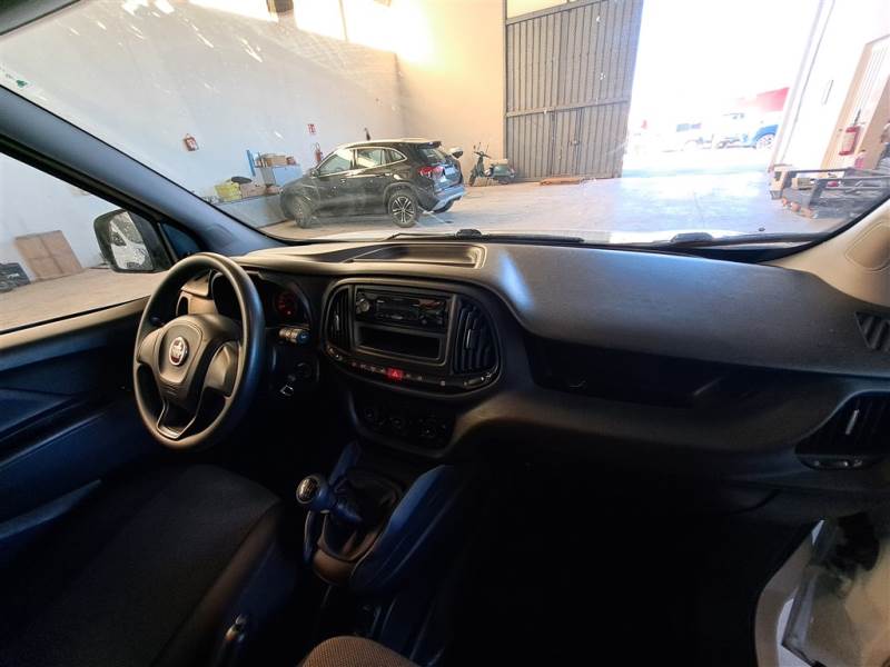 Fiat 101 FIAT DOBLÒ CARGO / 2014 / 4P / VETT. FURGONATA CH1 BUSINESS 1.6 MJET 105CV E6D-F SeS photo