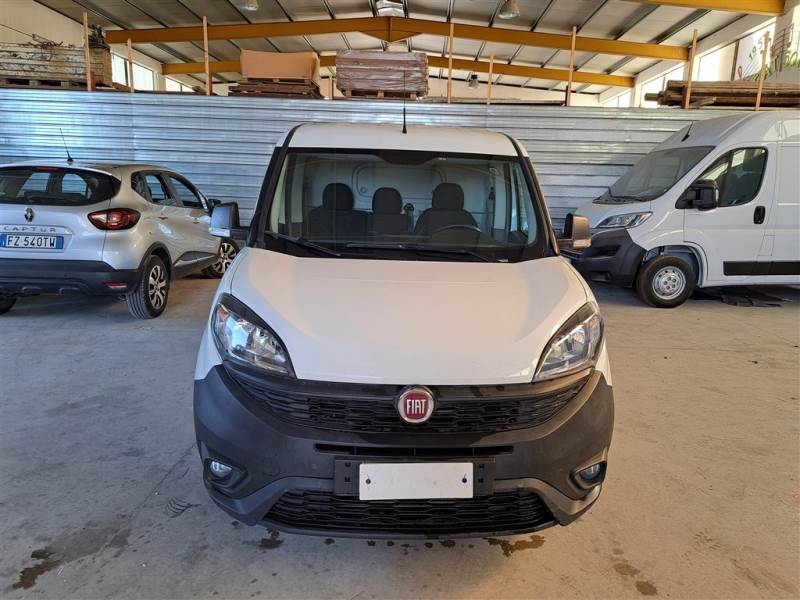 Fiat 101 FIAT DOBLÒ CARGO / 2014 / 4P / VETT. FURGONATA CH1 BUSINESS 1.6 MJET 105CV E6D-F SeS photo