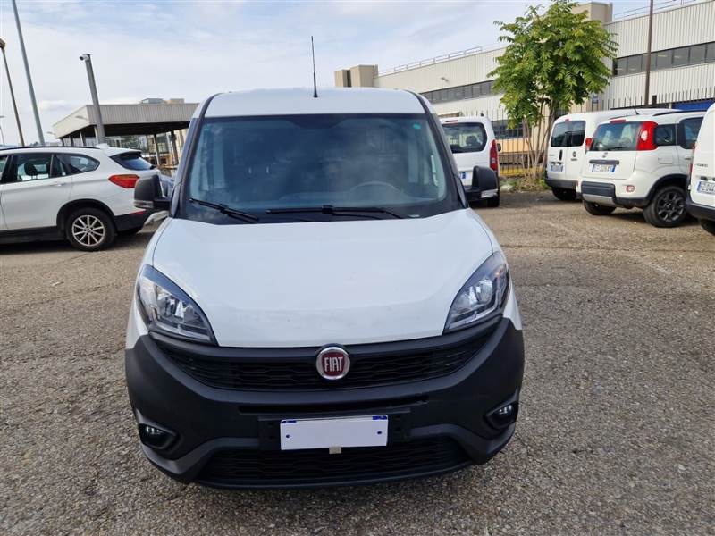 Fiat CH1 LOUNGE FIAT DOBLÒ CARGO / 2014 / 4P / VETT. FURGONATA CH1 LOUNGE 1.6 MJET 105CV E6D-F SeS photo