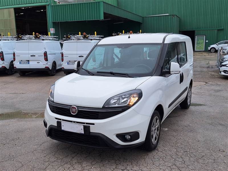 Fiat 3 FIAT DOBLÒ CARGO / 2014 / 5P / COMBI COMBI 1.3 MJET 16V 95CV SX (CAT. N1) EU6