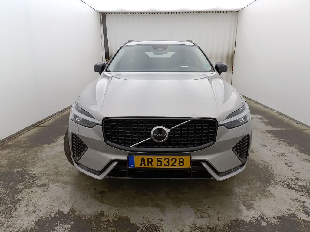 VOLVO XC60 DIESEL - 2021 2.0 B4 MHEV Plus Dark 5d photo