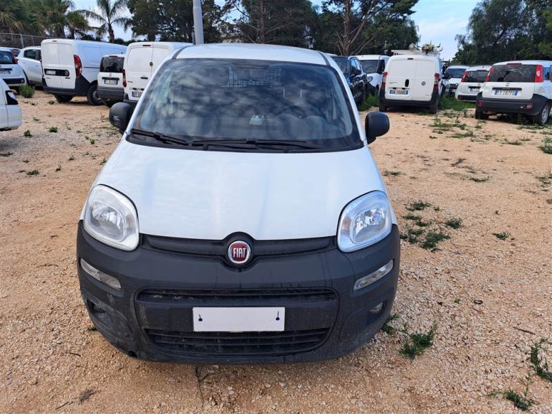 Fiat 12BENZAPOSTE FIAT PANDA / 2012 / 5P / BERLINA 1.2 69 CV VAN 2 POSTI EURO6 POP photo