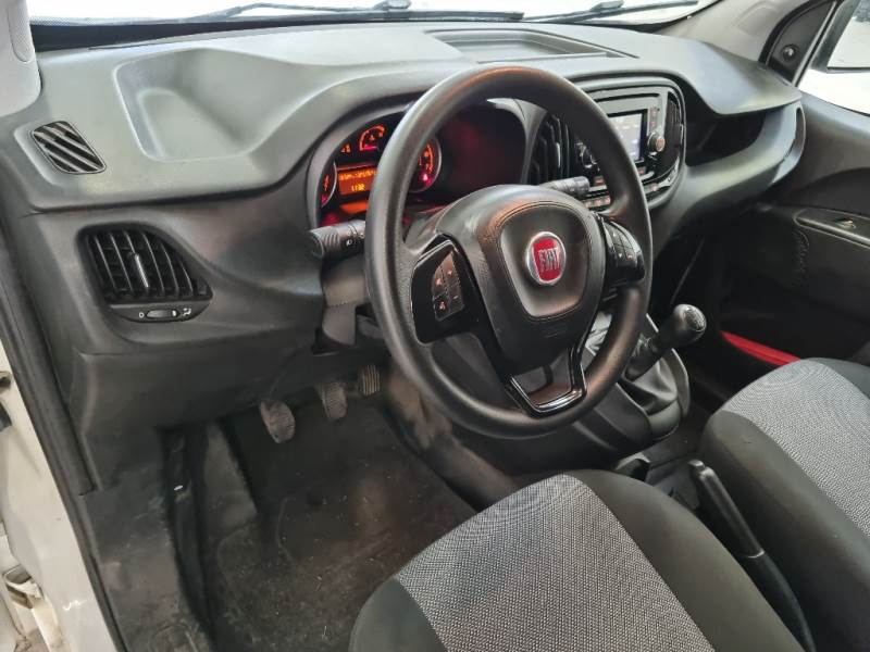 Fiat 16 FIAT DOBLÒ CARGO / 2014 / 3P / VETT. FURGONATA CH1 EASY 1.3 MJET 95CV E6D SeS photo