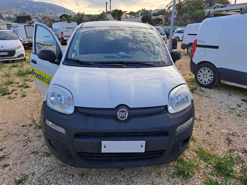 Fiat 12BENZAPOSTE FIAT PANDA / 2012 / 5P / BERLINA 1.2 69 CV VAN 2 POSTI EURO6 POP photo