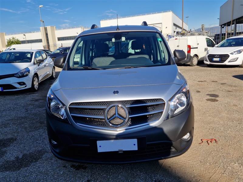 Mercedes 8 MERCEDES-BENZ CITAN / 2012 / 5P / COMBI 111CDI TOURER SELECT photo