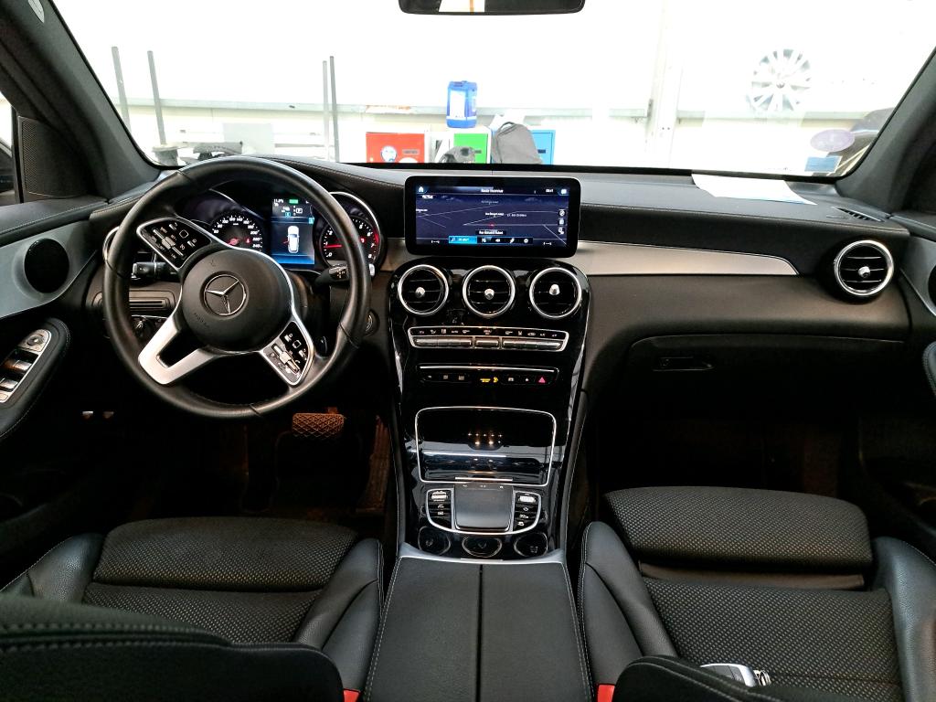 Mercedes GLC 300 e Business Line 4Matic MERCEDES-BENZ GLC / 2019 / 5P / SUV GLC 300 e Business Line 4Matic photo