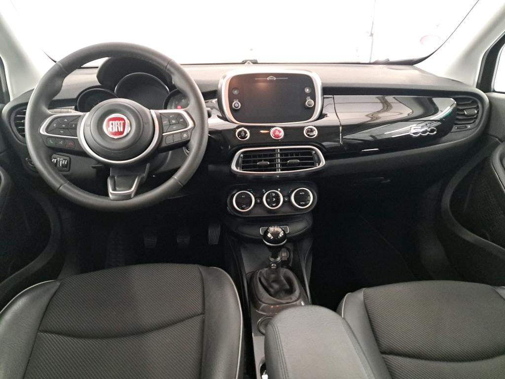 Fiat 1.0 FFly T T3 120ch Cross FIAT 500X / 2018 / 5P / SUV 1.0 FFly T T3 120ch Cross photo