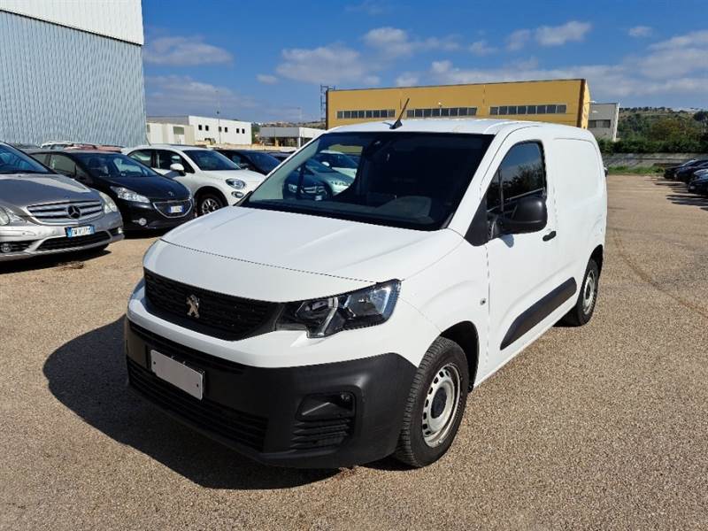 Peugeot 1 PEUGEOT PARTNER / 2018 / 4P / VETT. FURGONATA L1 BLUEHDI 100CV PREMIUM