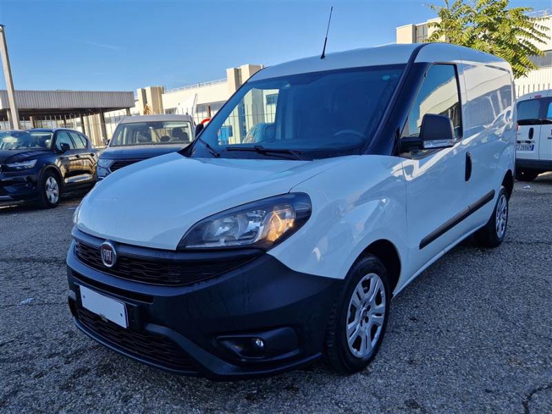 Fiat CH1 LOUNGE FIAT DOBLÒ CARGO / 2014 / 4P / VETT. FURGONATA CH1 LOUNGE 1.6 MJET 105CV E6D-F SeS