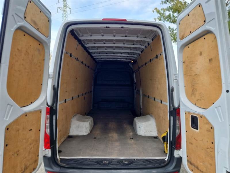 Mercedes 7 MERCEDES-BENZ SPRINTER / 2018 / 4P / FURGONE 416 CDI F43/35 T.ALTO P.L. RG photo