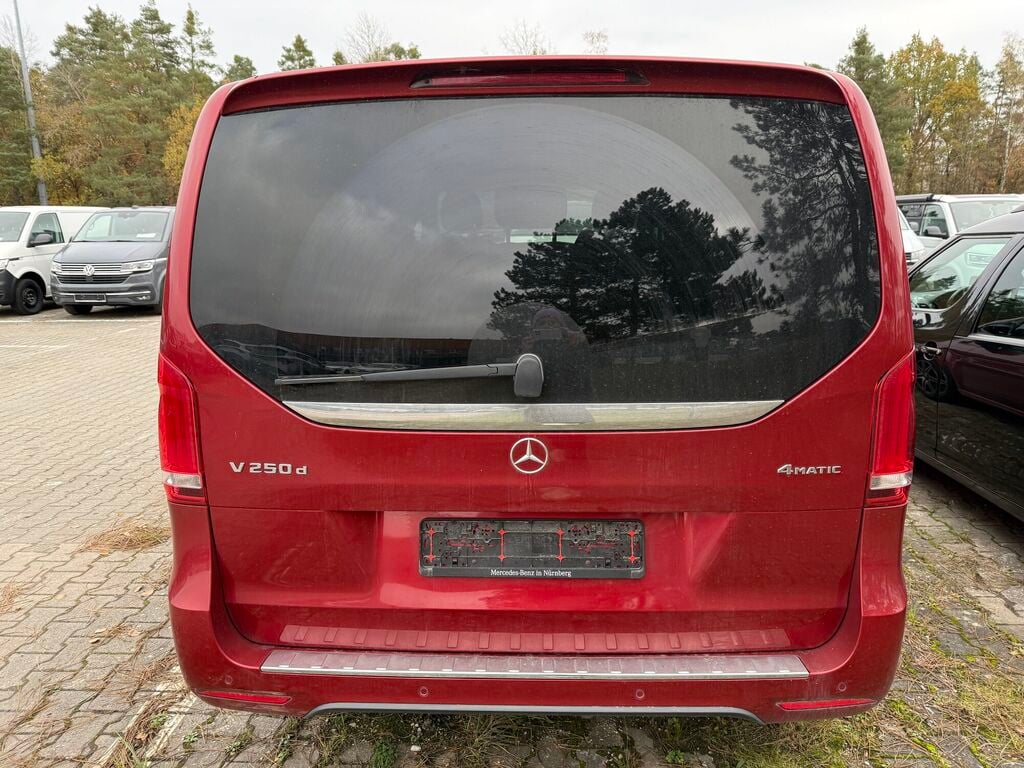 Mercedes_benz V 220d, 250 CDI/BT/d AVANTG./EDITION 4MATIC lang (447.813) V -Klasse photo