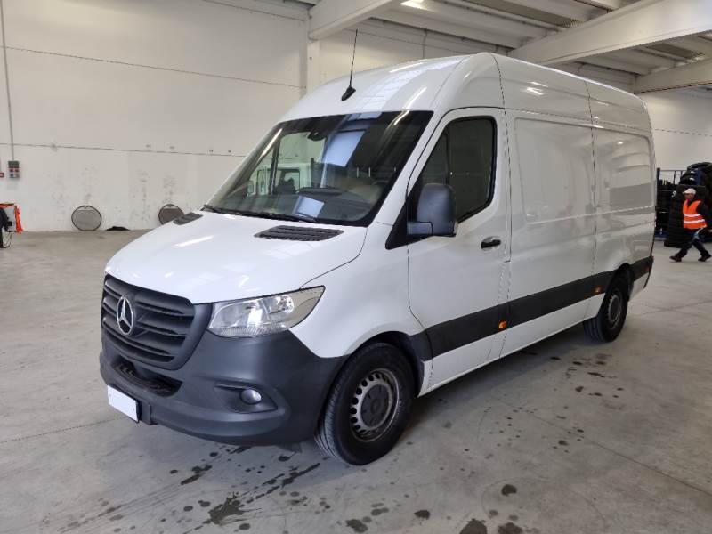 Mercedes 61 MERCEDES-BENZ SPRINTER / 2018 / 4P / FURGONE 319 CDI F37/35 T.ALTO P.M.