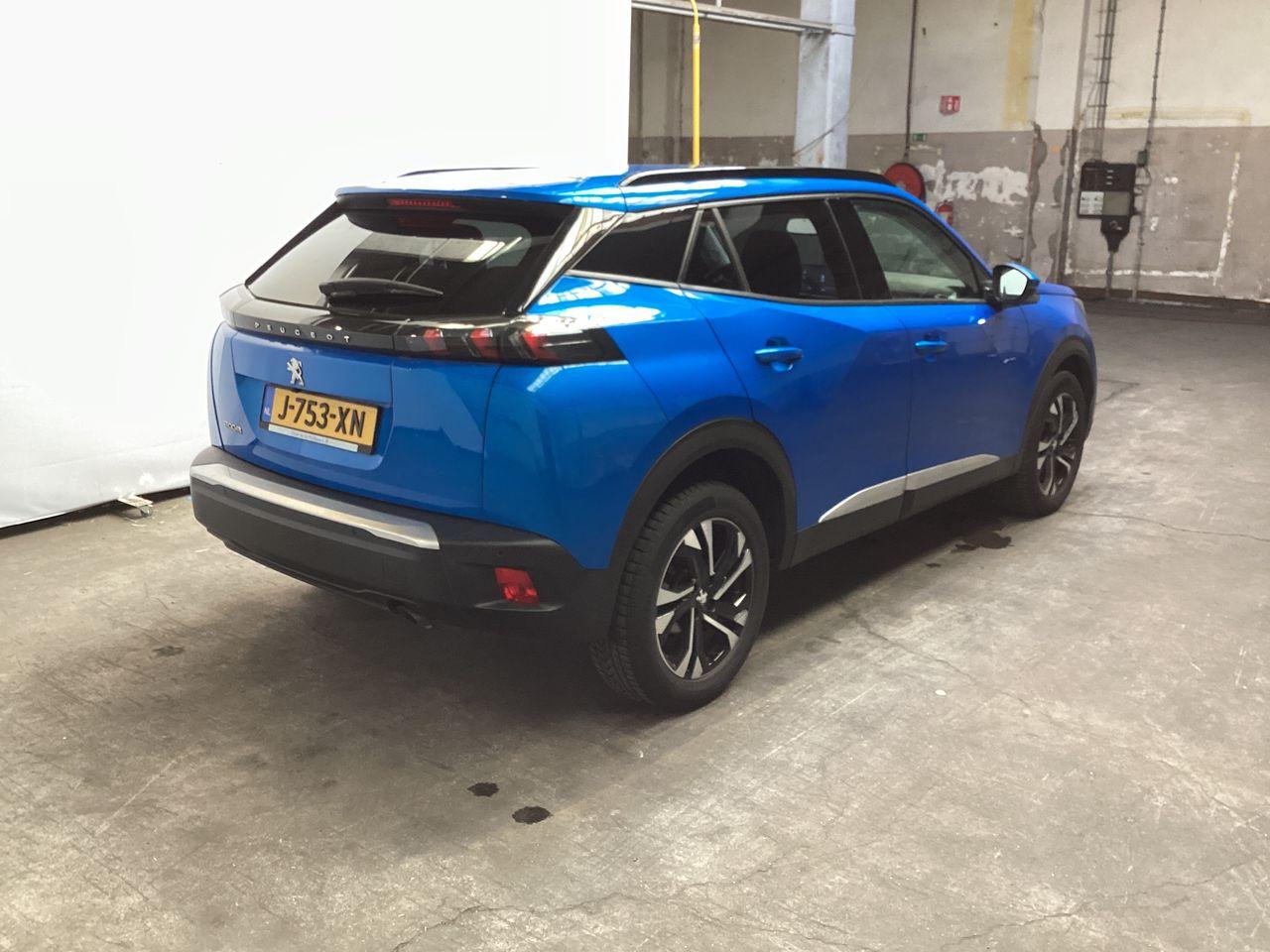 PEUGEOT 2008 1.2 PureTech Blue Lease Allure photo