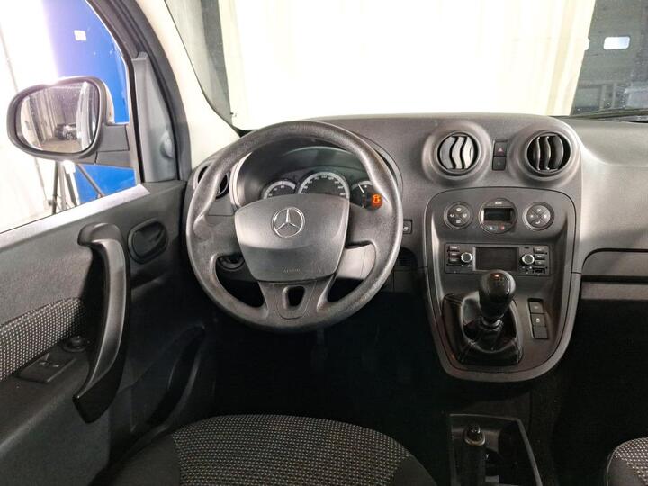 Mercedes Citan CITAN 111 TOURER LWB DIESEL 1.5 CDI A3 BE Start/Stop (EU6) 81kw/110pk 5D/P M6 photo