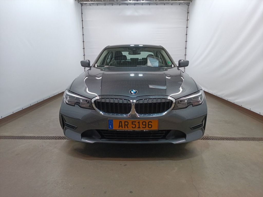 BMW 3 DIESEL - 2019 316 dA 122hp MHD AdBlue 4d photo