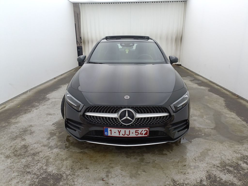 Mercedes-Benz A-Klasse A 180 Business Solution Aut. 5d photo