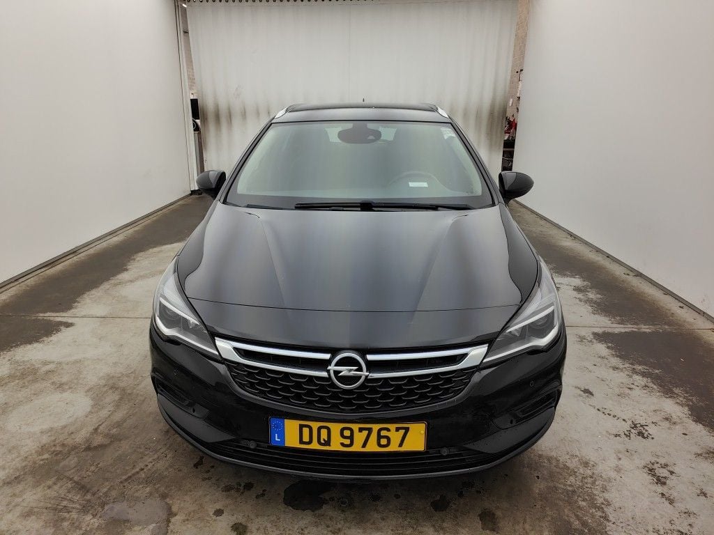 OPEL ASTRA SPORTS TOURER DIESEL - 2015 1.6 CDTi 136 Innovation Start/Stop (EU6.2) 5d Auto photo