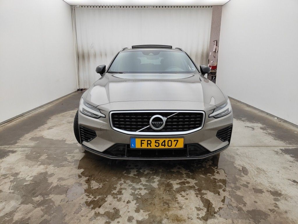 VOLVO V60 - 2018 2.0 T8 TE 303 R-Design Geartronic Plug-In 5d photo