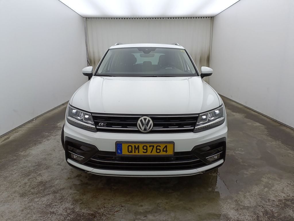 VOLKSWAGEN TIGUAN DIESEL - 2016 2.0 TDi 150 SCR 4Motion Highline DSG (EU6.2) 5d photo