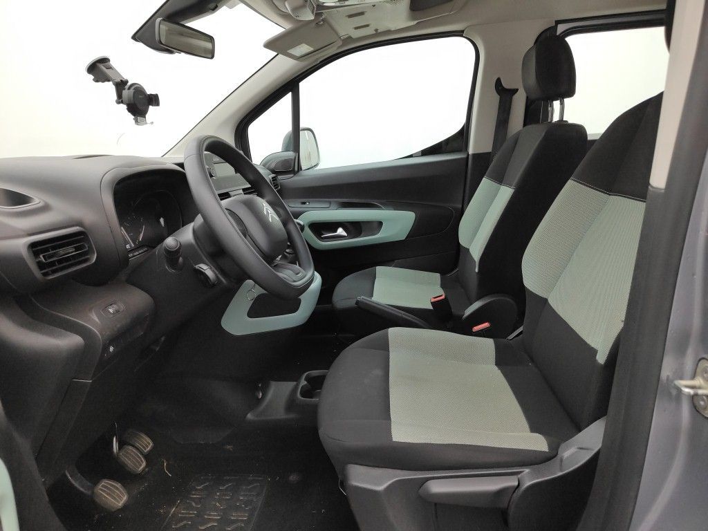 Citroën Berlingo Multispace 1.2 PureTech 110 MAN6 S&S Live M 5d photo