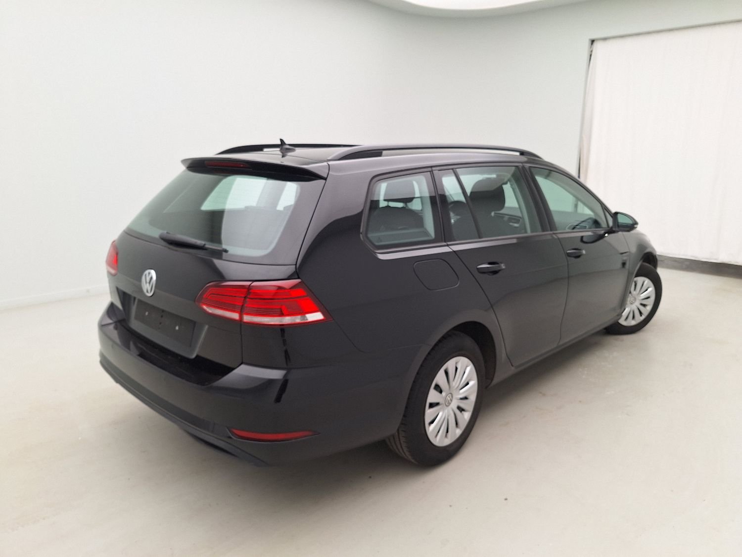 VW, Golf VII Var.FL'16, Volkswagen Golf Variant 1.6 TDi Trendline 5d photo